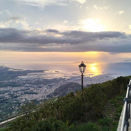 I Velieri Di Trapani Apartment Exteriör bild